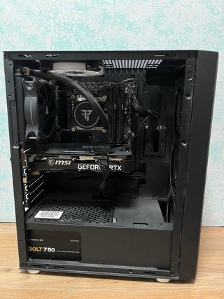 Ordenador Gaming PCcomp ready - Negro