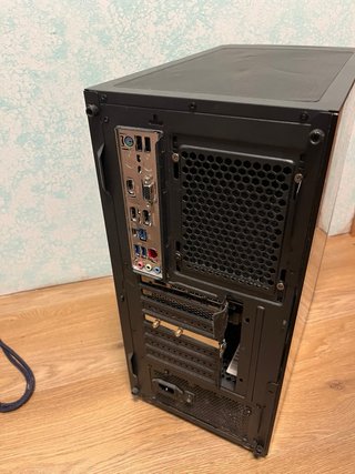 Ordenador Gaming PCcomp ready - Negro