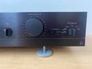Amplificador Luxman LV-92 Negro