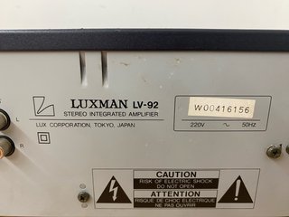 Amplificador Luxman LV-92 Negro