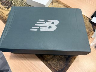 Zapatillas New Balance 9060