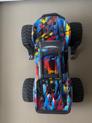 Traxxas X-Maxx 8S + 3 Carcasas + 2 Lipo + Cargador