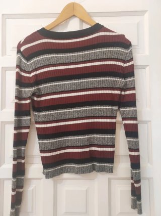 Jersey H&M Divided Rayas Granate Talla S