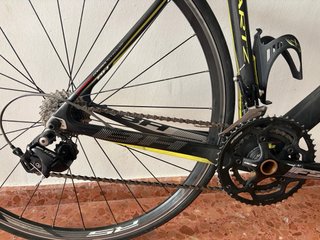 Bicicleta carretera BH G6 PRO QUARTZ