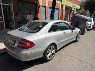 Mercedes-Benz  CLK 2004