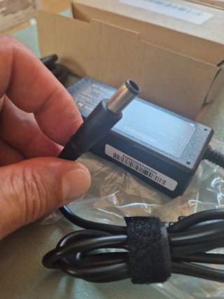 Cargador HP 65W 18.5V 3.5A, punta 7.4mm*5.0mm