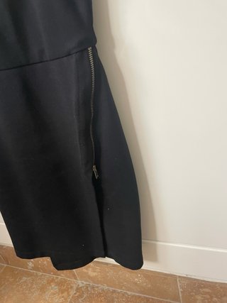 Vestido negro Zara