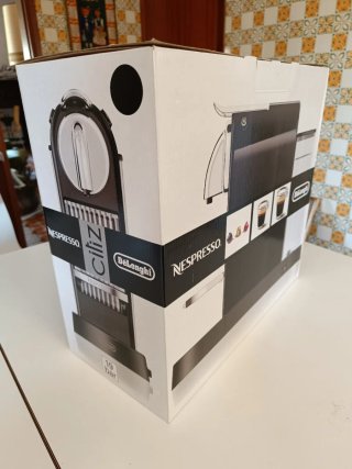 Cafetera Nespresso DeLonghi CitiZ Negra