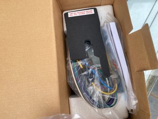 Radio de coche Aiwa CT-R420 con casete nueva