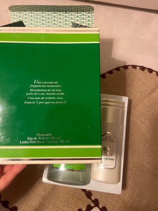 Eau Jeune Set Perfume y Leche Corporal