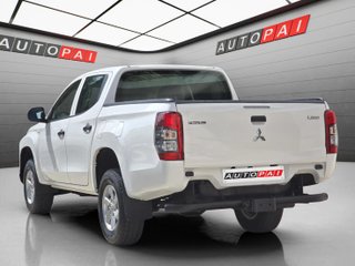Mitsubishi L 200 doble cabina 220DID Pro