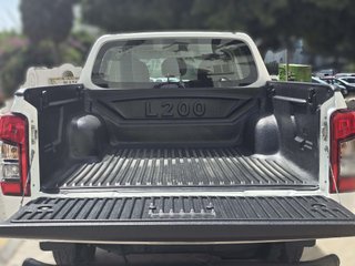 Mitsubishi L 200 doble cabina 220DID Pro