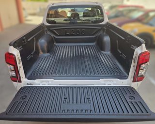 Mitsubishi L 200 doble cabina 220DID Pro