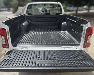 Mitsubishi L 200 doble cabina 220DID Pro