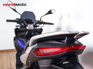 APRILIA SR GT 125