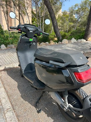 Moto Eléctrica NIU MQi GT Negra excelente estado