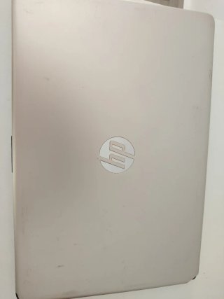 HP Laptop Plata y Negro