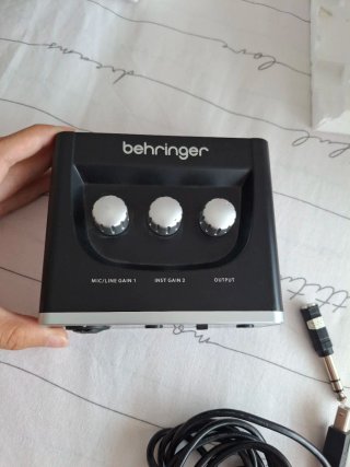 Behringer U-PHORIA UM2 Interfaz Audio USB