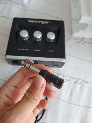 Behringer U-PHORIA UM2 Interfaz Audio USB