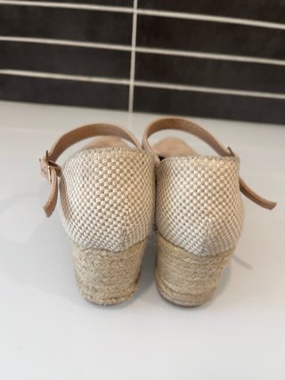 Zapatos esparto cuña beige