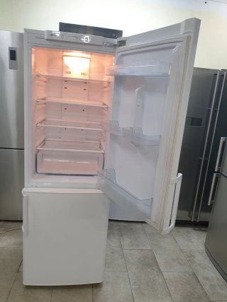 Frigorífico Samsung 177x60cm A+ garantía y envío