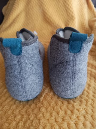 Zapatillas Nordikas Gris y Turquesa Talla 39