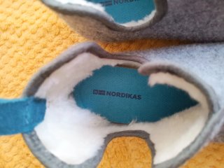 Zapatillas Nordikas Gris y Turquesa Talla 39