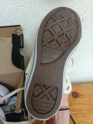 Converse Beige/Amarillas Talla 41