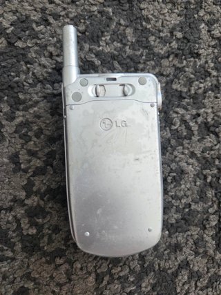 LG U8130 vintage 2004 H3G