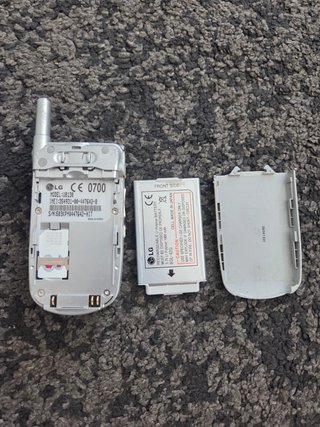 LG U8130 vintage 2004 H3G