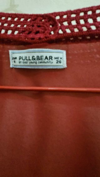 Blusa Granate con Encaje