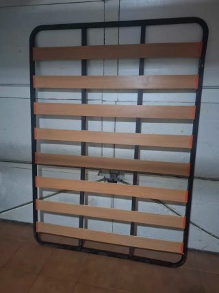 Dos Somier metálico con láminas de madera