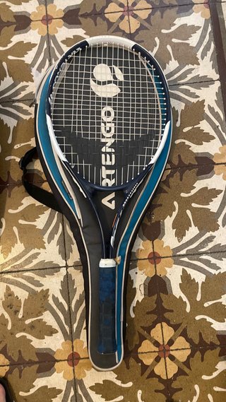 2 Raquetas de Tenis con Fundas