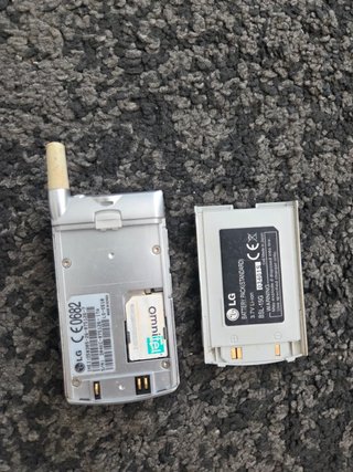LG G510 vintage Clamshwll + SIM Omnitel