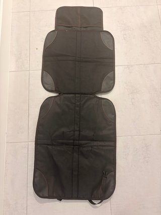 Protector asiento coche niño