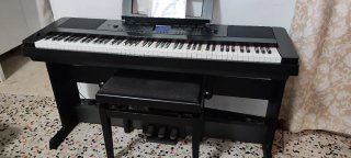 Yamaha DGX-660 Piano Electrónico