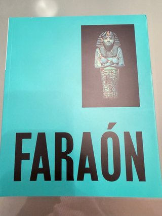 Libro faraon rey de egipto