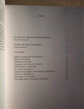 Libro faraon rey de egipto