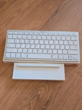 iPad 9ª Gen 64 GB + Teclado y Lápiz