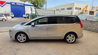 Peugeot 5008 2010