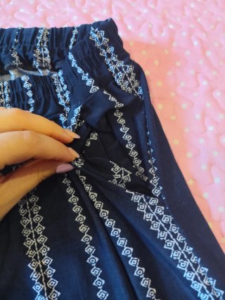 Pantalones frescos estampados