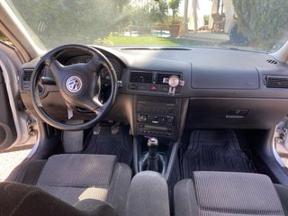 Volkswagen Golf 2002
