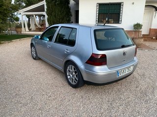 Volkswagen Golf 2002