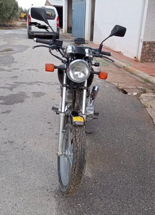 Honda CB250 Negra