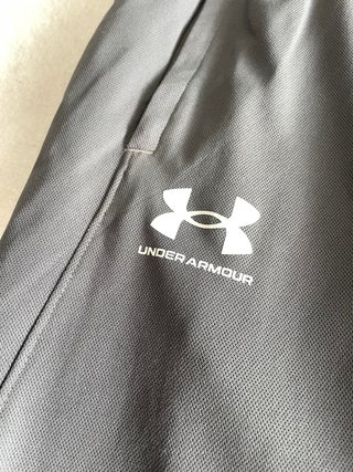 Pantalones Under Armour Grises Talla M