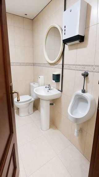 Local comercial en venta en En Corts en Valencia