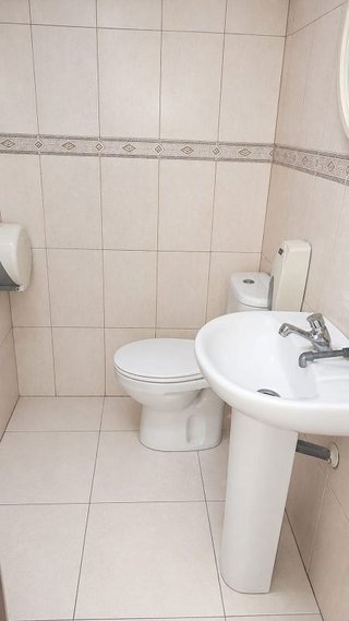 Local comercial en venta en En Corts en Valencia