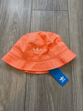 Gorro Bucket Adidas Originals Naranja Coral Nuevo