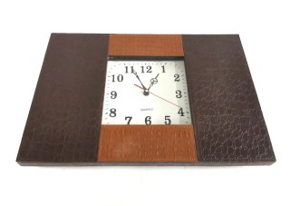 Elegante reloj grande para pared o estantería