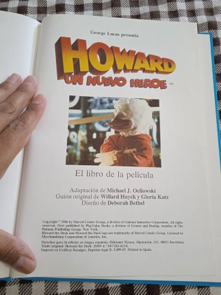 Libro película Howard